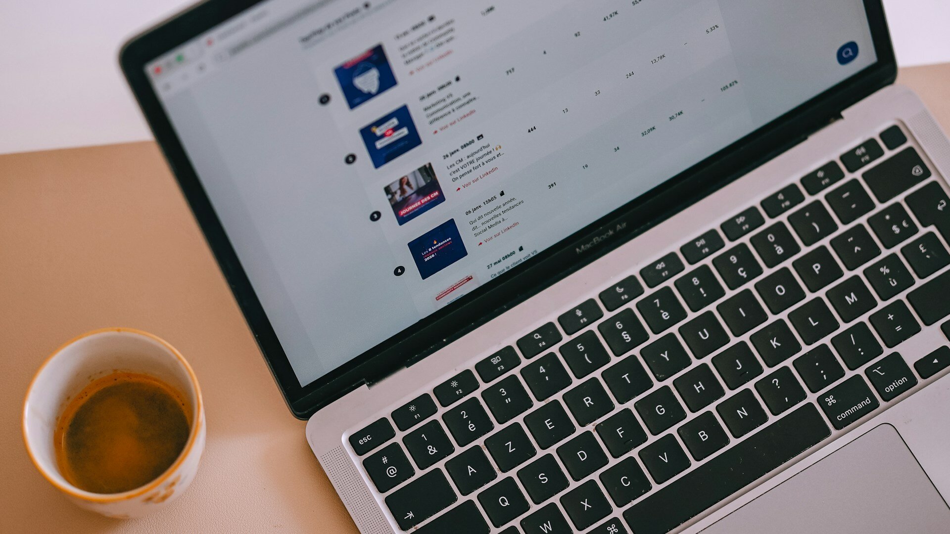 Bewerbung schreiben in Minuten: Schritt für Schritt (mit Tool)